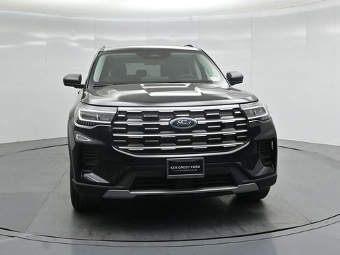 New 2026 Ford Explorer Active RWD image 54