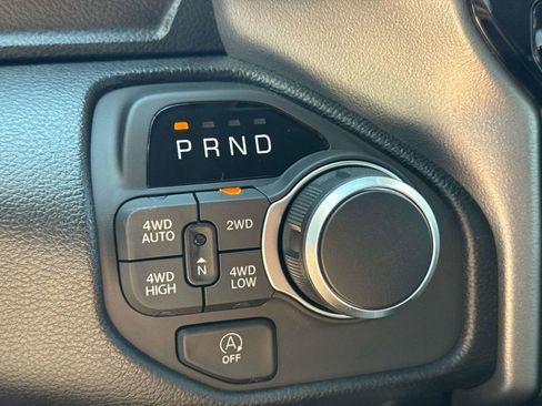 New 2025 RAM 1500 Big Horn AWD/4WD image 19