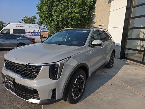 New 2026 Kia Sorento S w/ S Panoramic Sunroof Package image 3