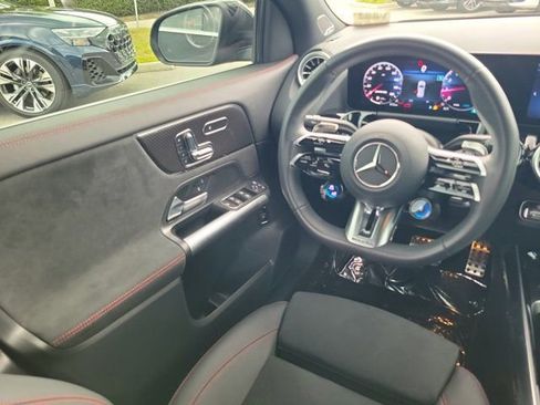 Used 2025 Mercedes-Benz GLA 35 AMG 4MATIC image 17
