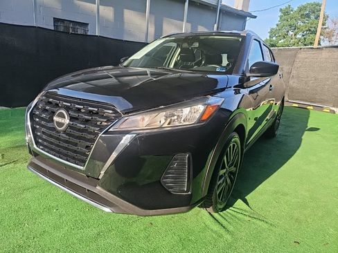 Used 2022 Nissan Kicks SV FWD image 8