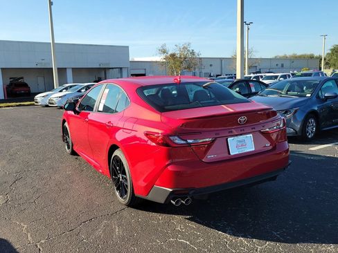 New 2026 Toyota Camry SE image 4