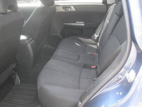 Used 2012 Subaru Forester 2.5X Premium w/ All-Weather Pkg AWD/4WD image 12