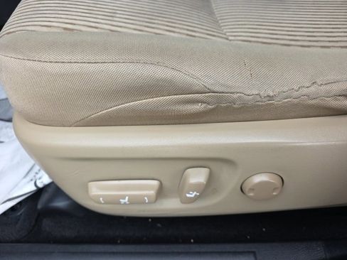 Used 2014 Toyota 4Runner SR5 image 16