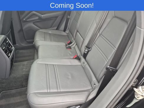 Used 2020 Porsche Cayenne AWD/4WD image 20