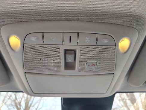 Used 2017 Nissan Rogue Sport SL w/ SL Premium Package image 28