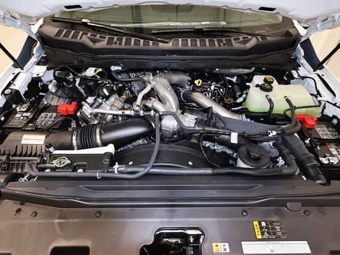 New 2026 Ford F550 4x4 Regular Cab Super Duty image 25