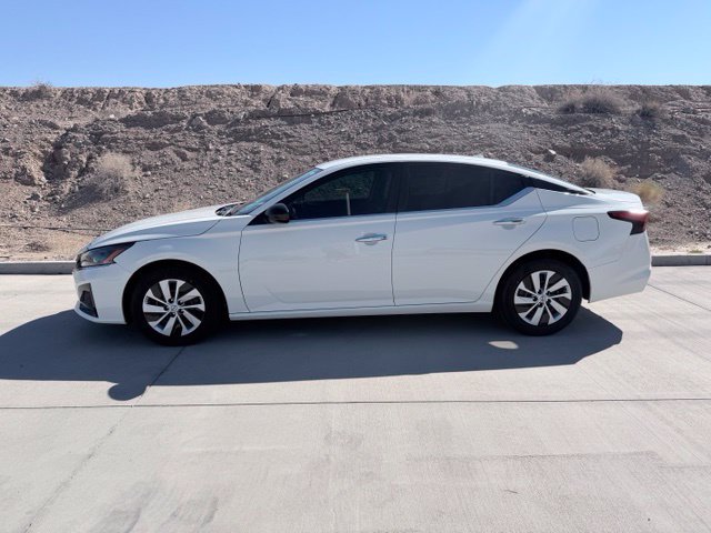 Certified 2025 Nissan Altima 2.5 S FWD image 5