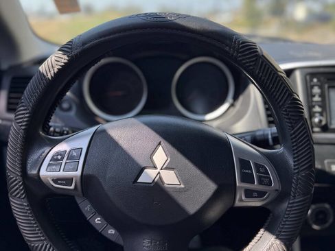 Used 2017 Mitsubishi Lancer AWD Sedan image 19