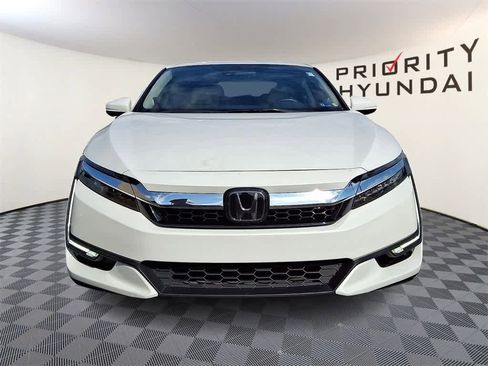 Used 2018 Honda Clarity Touring image 2