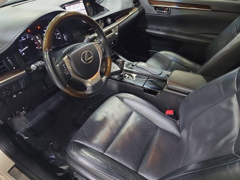 Used 2013 Lexus ES 350 w/ Luxury Pkg FWD image 15