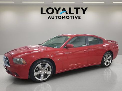 Used 2011 Dodge Charger R/T RWD image 1