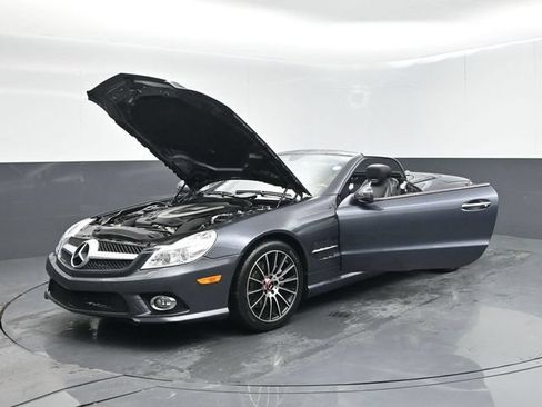 Used 2009 Mercedes-Benz SL 550 w/ Premium I Pkg image 63