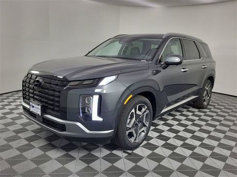 Certified 2025 Hyundai Palisade SEL image 9