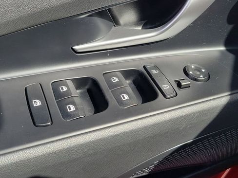 Certified 2025 Hyundai Elantra Hybrid FWD image 15
