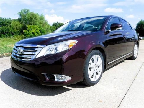 Used 2011 Toyota Avalon FWD image 9