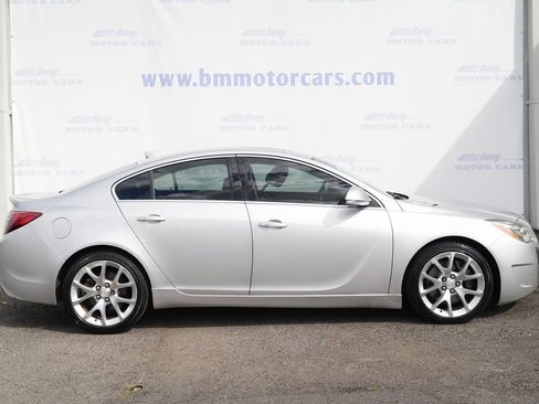 Used 2017 Buick Regal GS w/ Driver Confidence Package #2 image 7