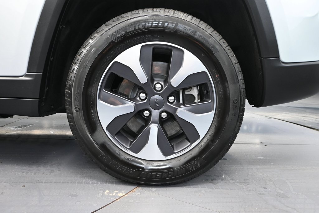 Used 2022 Jeep Grand Cherokee Limited 4xe AWD/4WD image 10