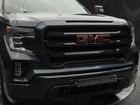 Used 2021 GMC Sierra 1500 Elevation image 3