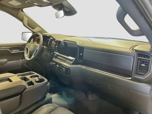 Used 2025 Chevrolet Silverado 1500 LT w/ LPO, Liner Protection Package AWD/4WD image 30