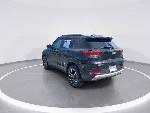 Used 2024 Chevrolet TrailBlazer LT AWD/4WD image 7