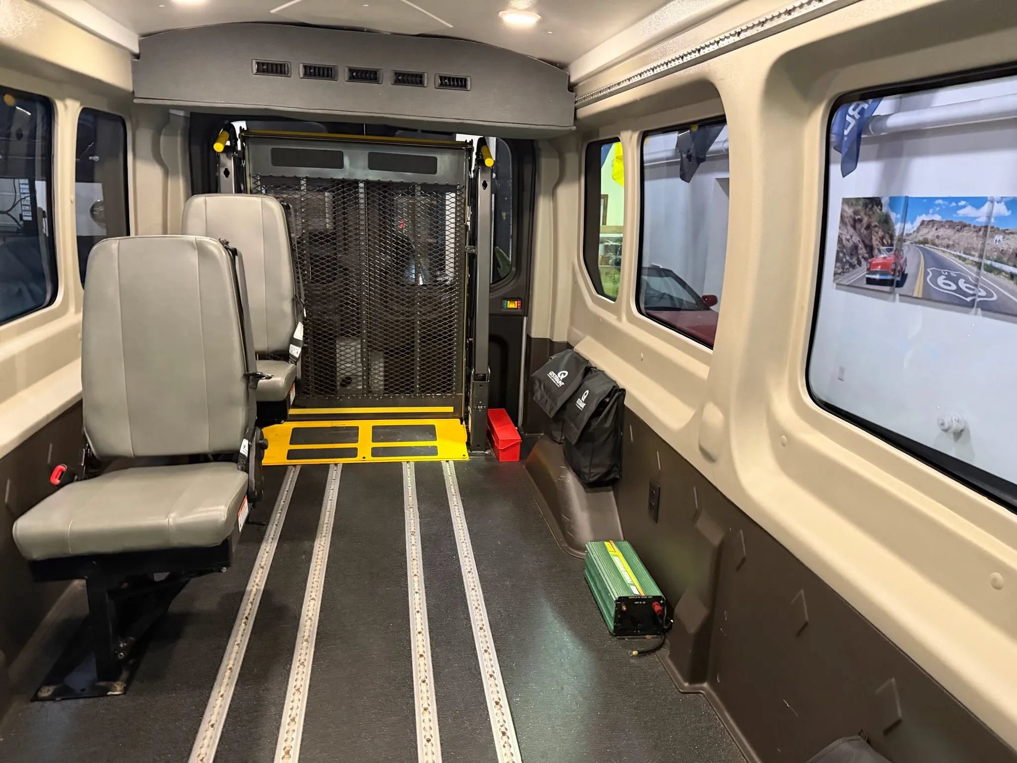 Used 2020 Ford Transit 250 Medium Roof RWD image 39