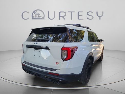 Used 2022 Ford Explorer ST w/ Equipment Group 401A AWD/4WD image 19