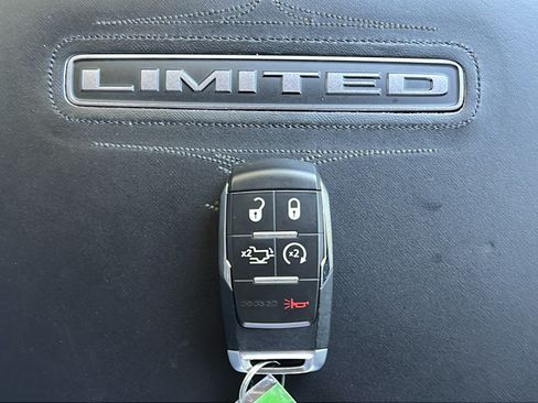 Used 2023 RAM 2500 Limited AWD/4WD image 25