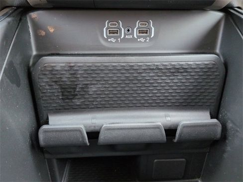 Certified 2022 RAM 1500 Laramie image 23