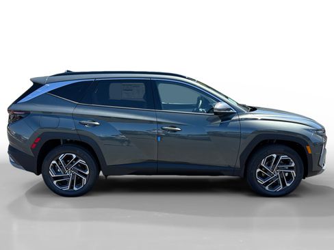 New 2025 Hyundai Tucson Limited image 6