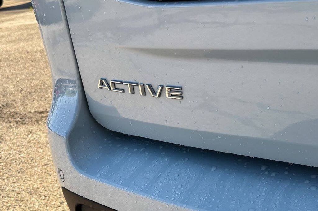 Used 2025 Ford Expedition Active AWD/4WD image 18