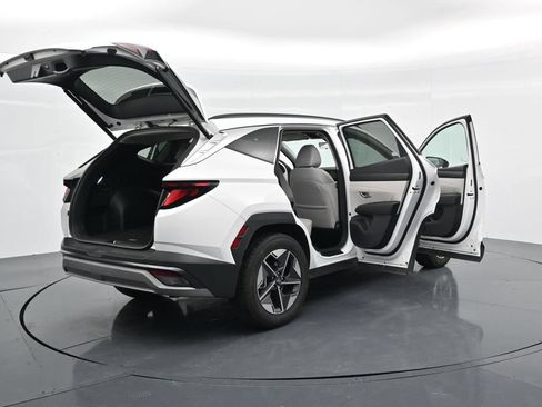 Used 2025 Hyundai Tucson SEL FWD image 39