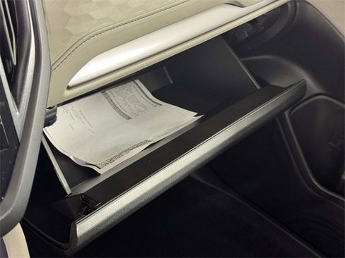 Used 2025 Subaru Forester Premium image 30