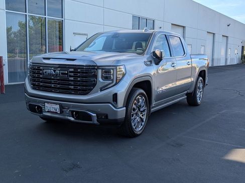Used 2023 GMC Sierra 1500 Denali Ultimate AWD/4WD image 4