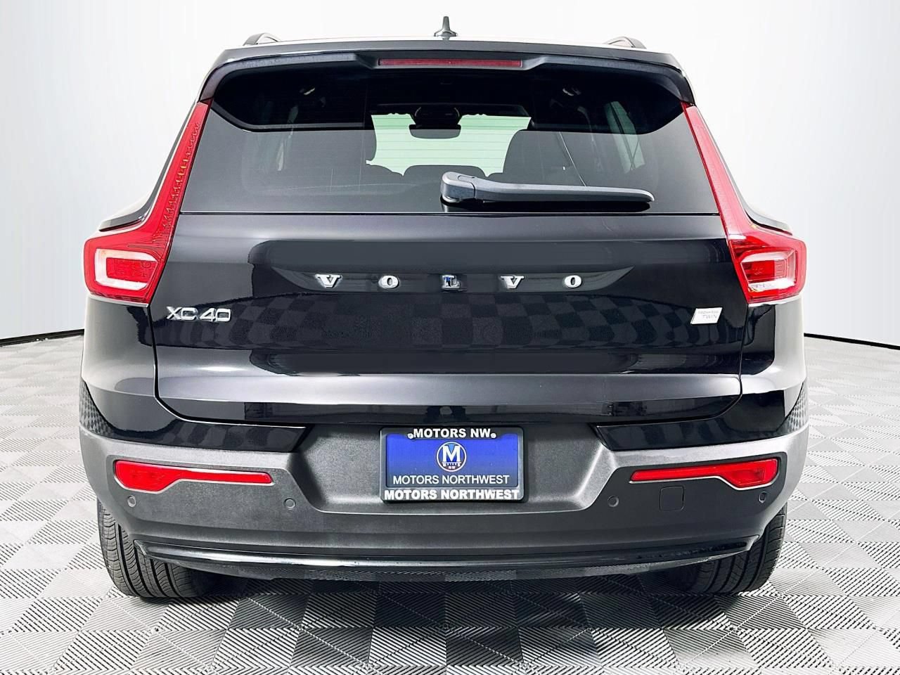 Used 2023 Volvo XC40 Recharge Plus AWD/4WD image 21