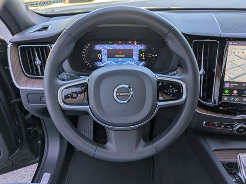 Used 2023 Volvo XC60 T8 Ultimate w/ Climate Package AWD/4WD image 16