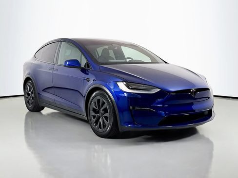 Used 2023 Tesla Model X AWD/4WD image 3
