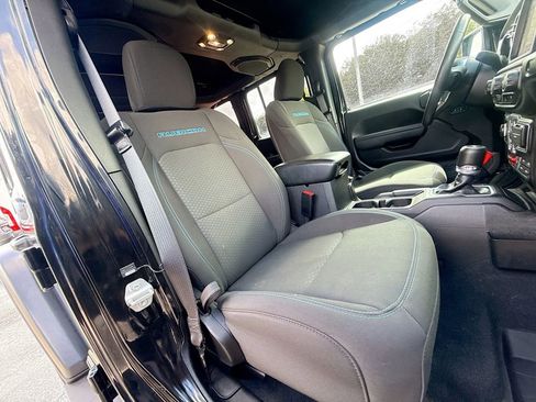 Used 2023 Jeep Wrangler Unlimited Rubicon 4xe w/ Cold Weather Group image 32