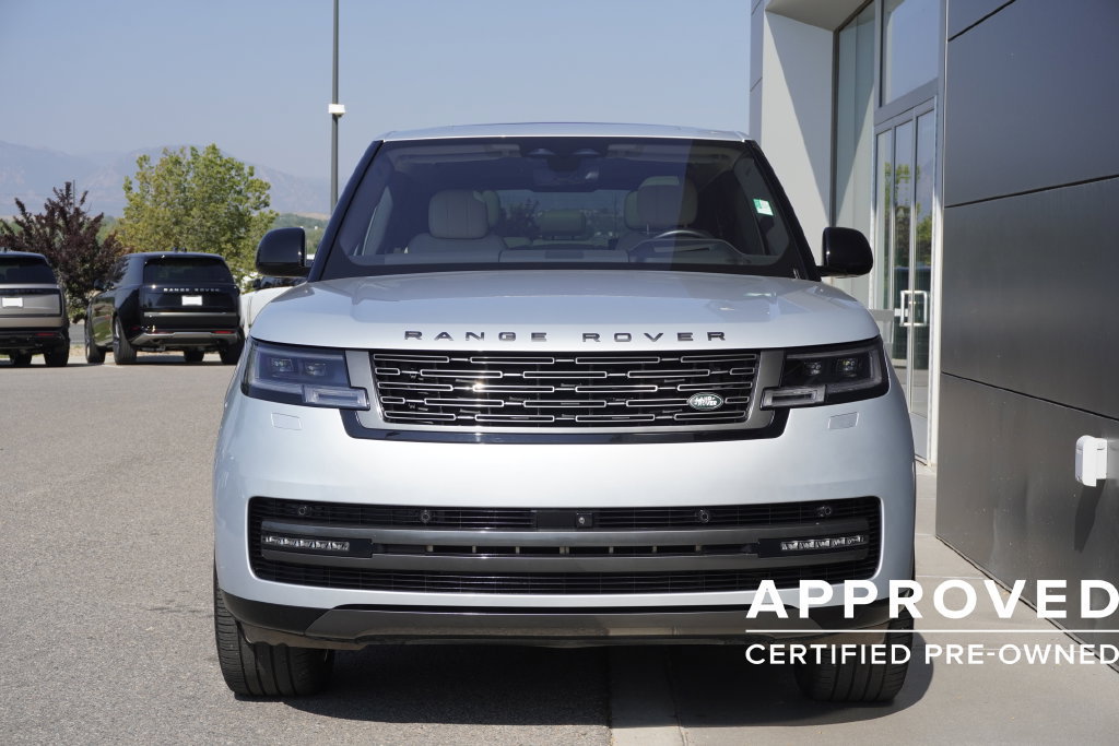 Used 2023 Land Rover Range Rover SE AWD/4WD image 5