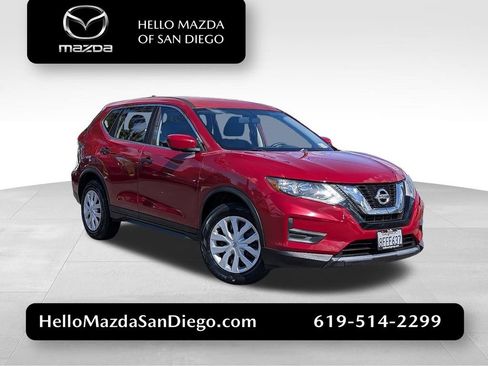 Used 2017 Nissan Rogue S image 1