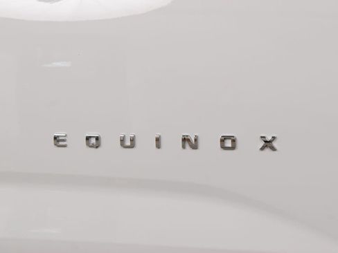 New 2027 Chevrolet Equinox LT AWD/4WD image 16