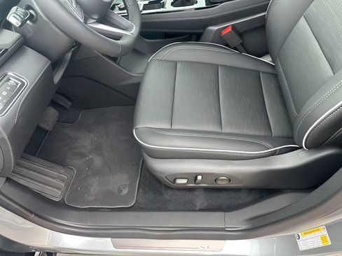 New 2025 Buick Enclave Sport Touring w/ Super Cruise Package image 28