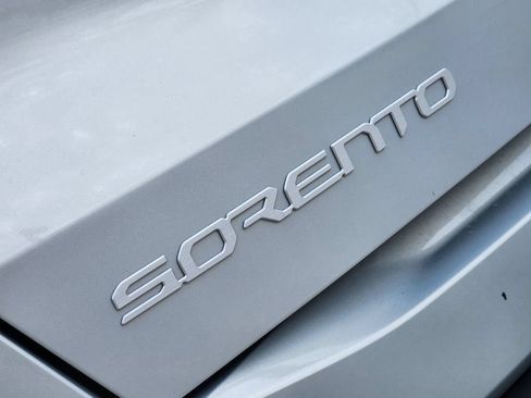 New 2026 Kia Sorento EX AWD/4WD image 8