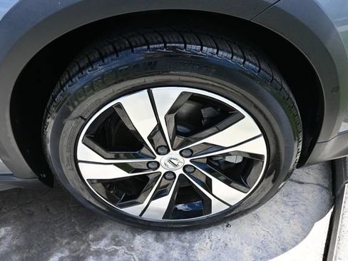 Used 2020 Volvo V60 T5 Cross Country AWD/4WD image 11