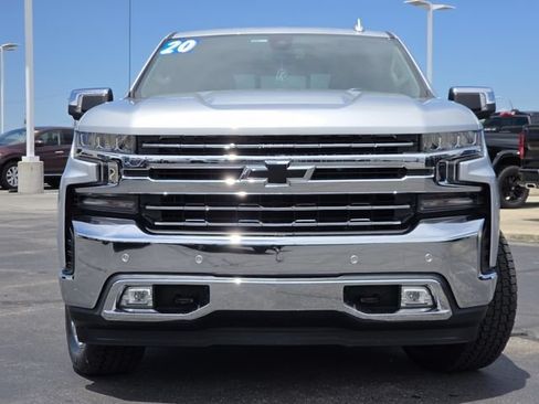 Used 2020 Chevrolet Silverado 1500 LTZ w/ LTZ Premium Package AWD/4WD image 22