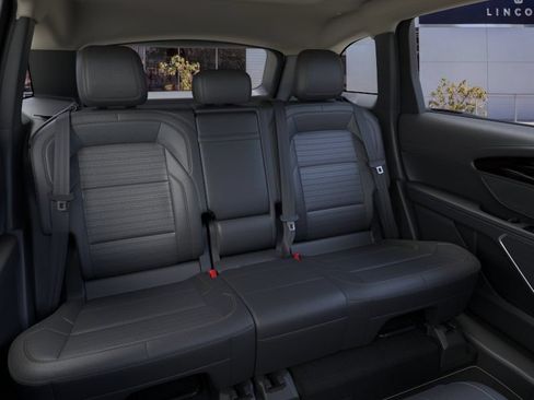 New 2026 Lincoln Nautilus Reserve w/ Jet Appearance Package AWD/4WD image 11