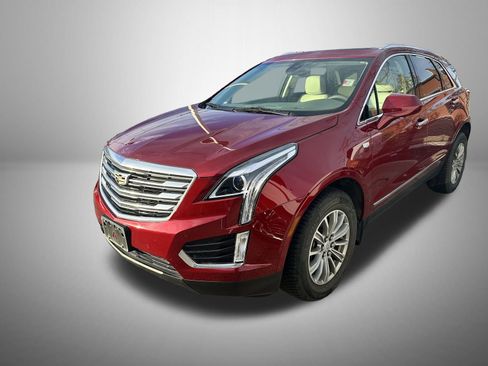 Used 2019 Cadillac XT5 Luxury image 1