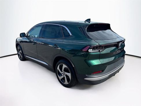 New 2025 VinFast VF 8 Eco image 5