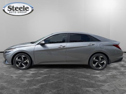 Certified 2023 Hyundai Elantra Limited FWD image 2