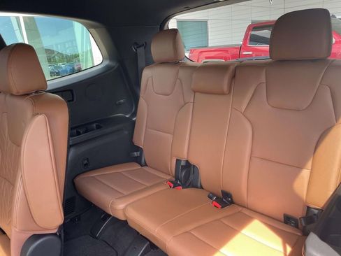 Used 2025 Kia Telluride EX X-Line AWD/4WD image 10